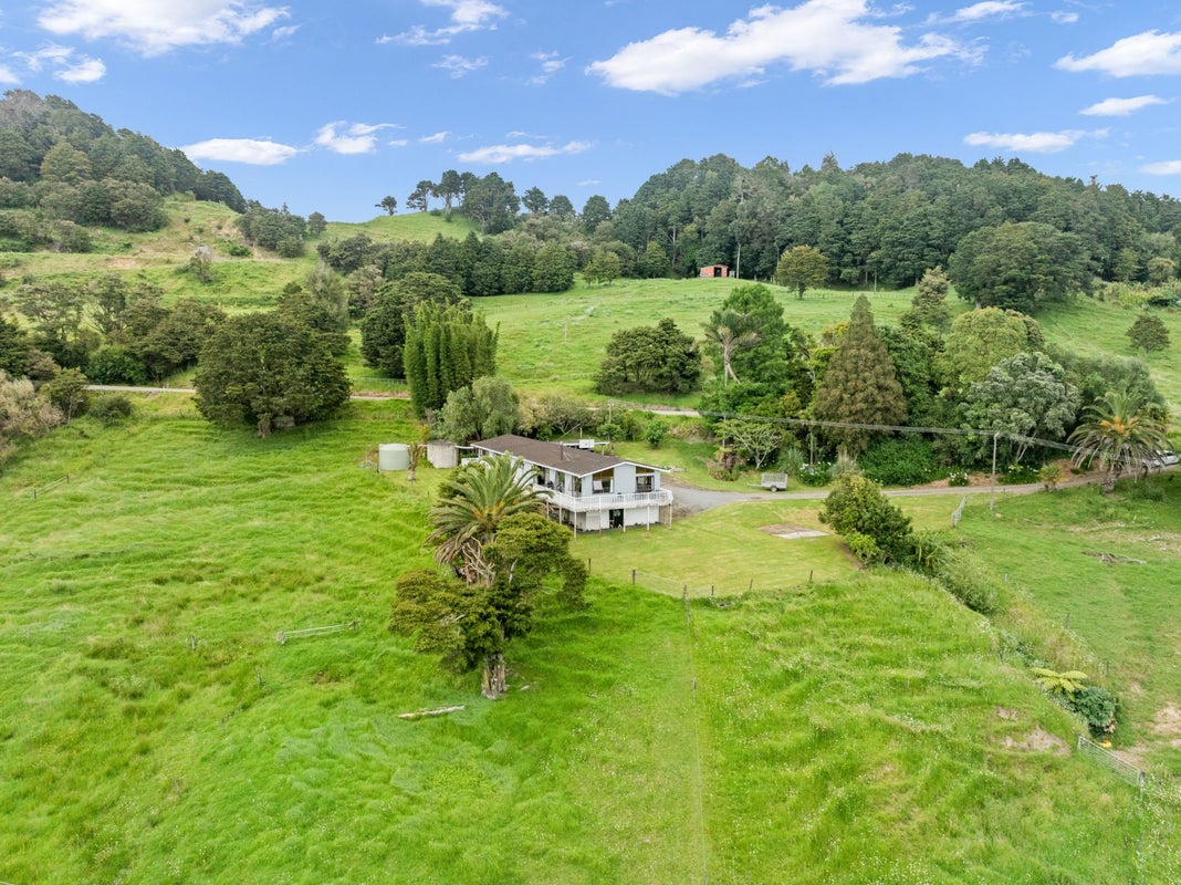 15 Ormiston Road, Whangarei - Carousel 2