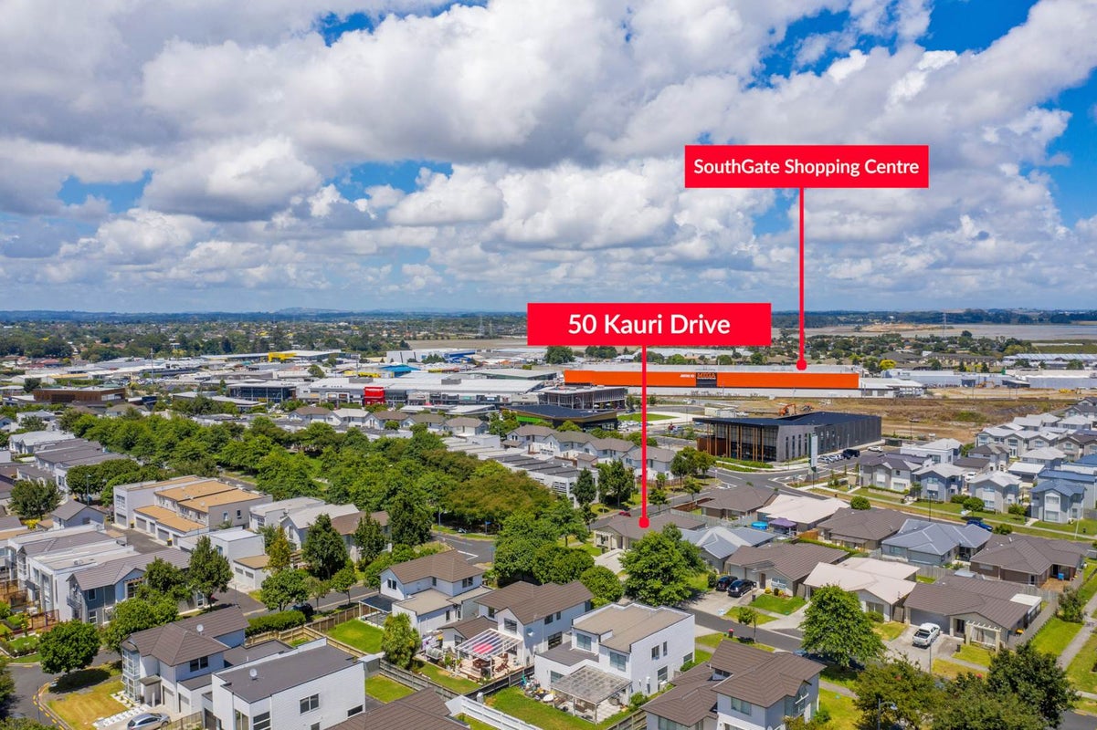 50 Kauri Drive, Takanini, Auckland - Carousel 2