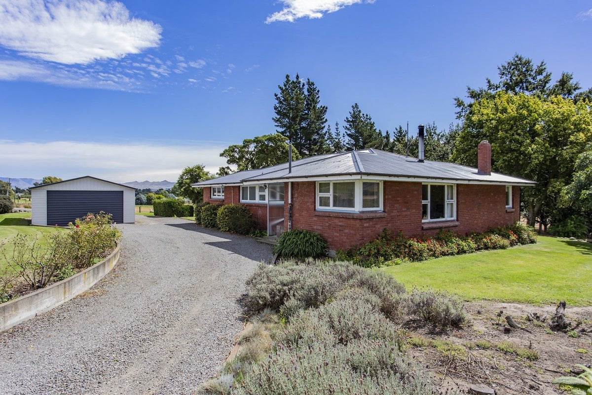 677 Omihi Road, Waipara, Amberley - Carousel 2