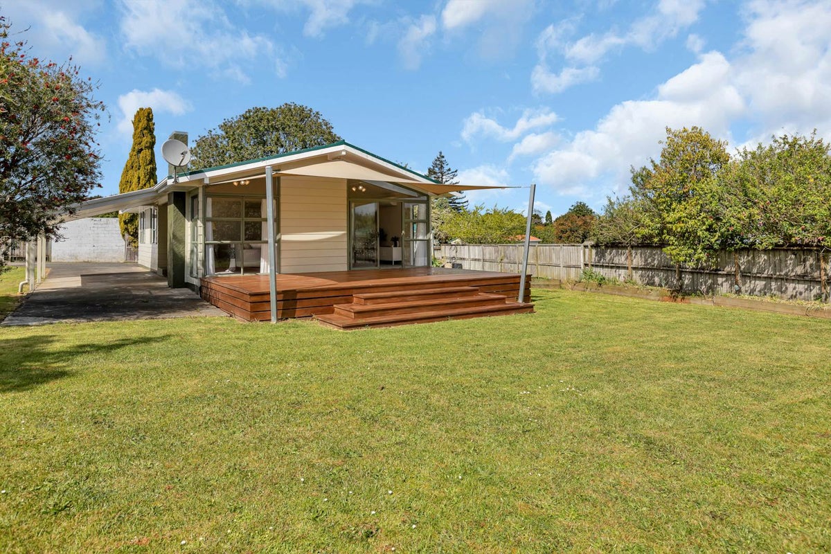 32 Beazley Crescent, Tikipunga, Whangarei - Carousel 1