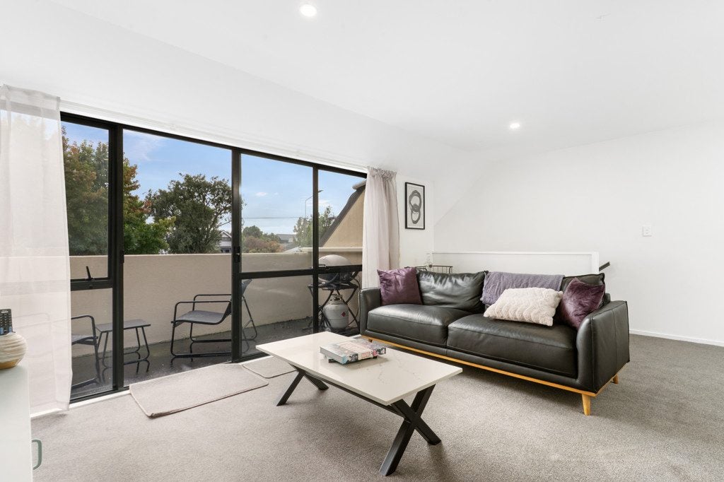 3/324 Worcester Street, Linwood, Christchurch - Carousel 2