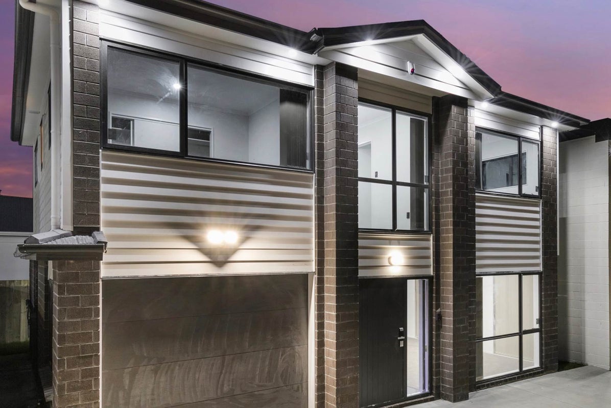 21B Omagh Avenue, Papatoetoe, Auckland - Carousel 1