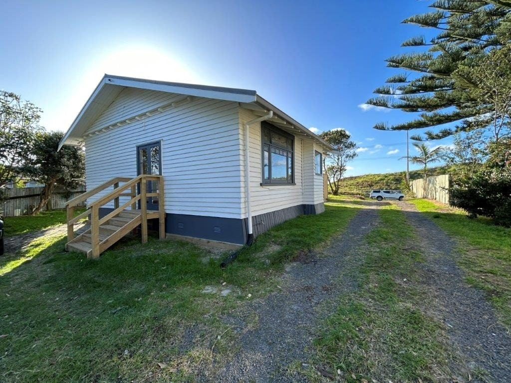 660 Papamoa Beach Road, Papamoa Beach, Papamoa - Carousel 20