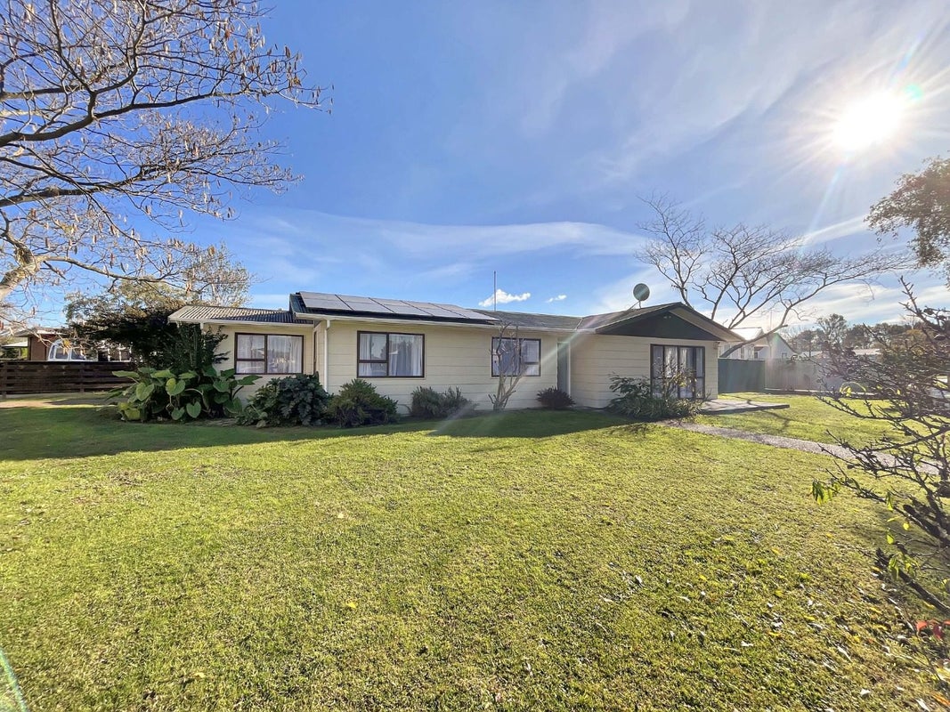 80 Diaz Drive, Flaxmere, Hastings - Carousel 2