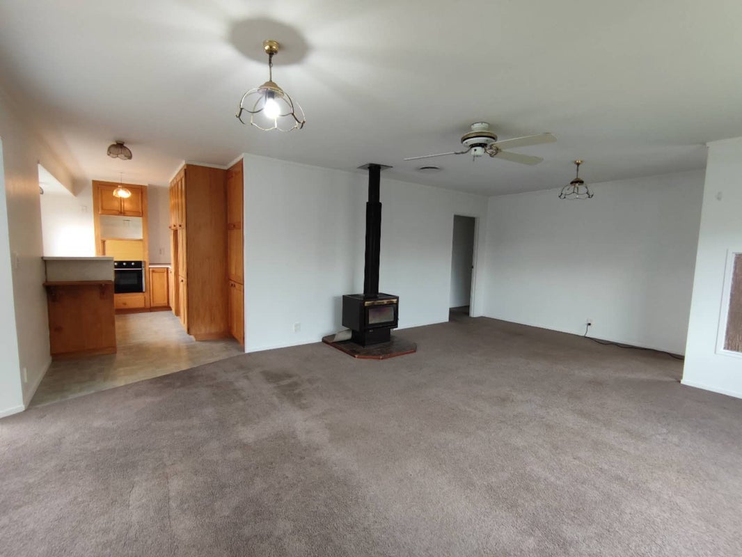 74A Godley Road, Green Bay, Auckland - Carousel 1