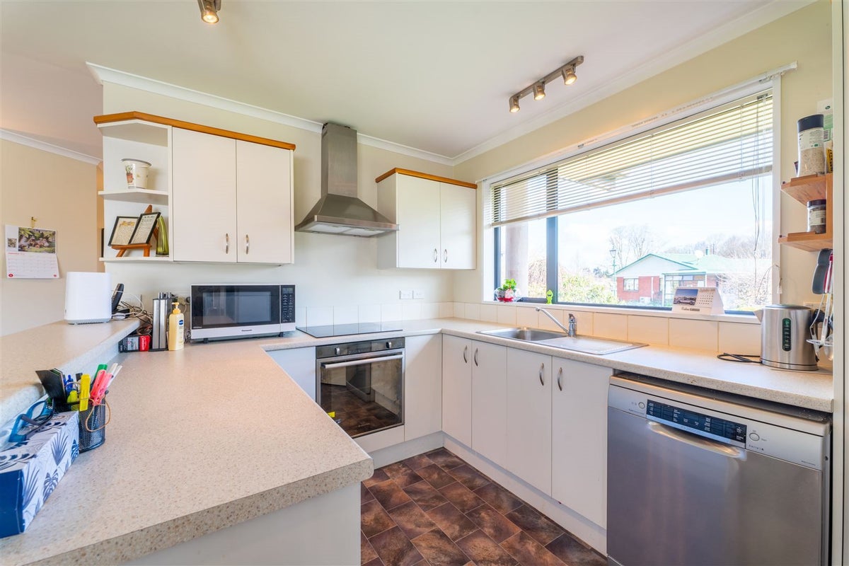 33 Mckenzie Street, Geraldine - Carousel 2