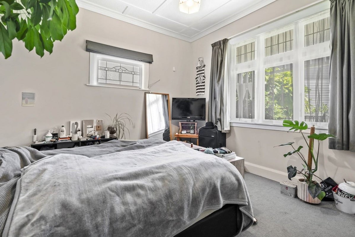 117 Whites Line, WAIWHETU, LOWER HUTT - Carousel 8