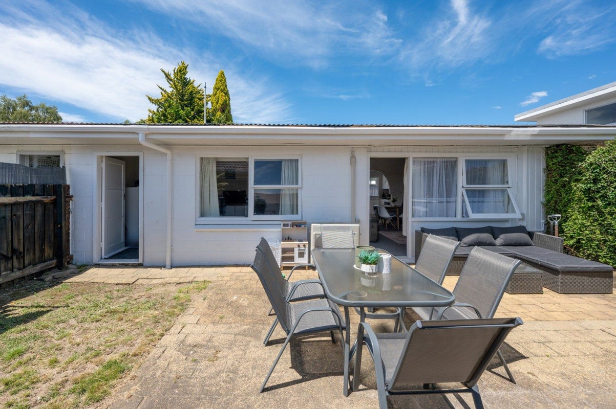 14C Malfroy Road, Victoria, Rotorua - Carousel 1