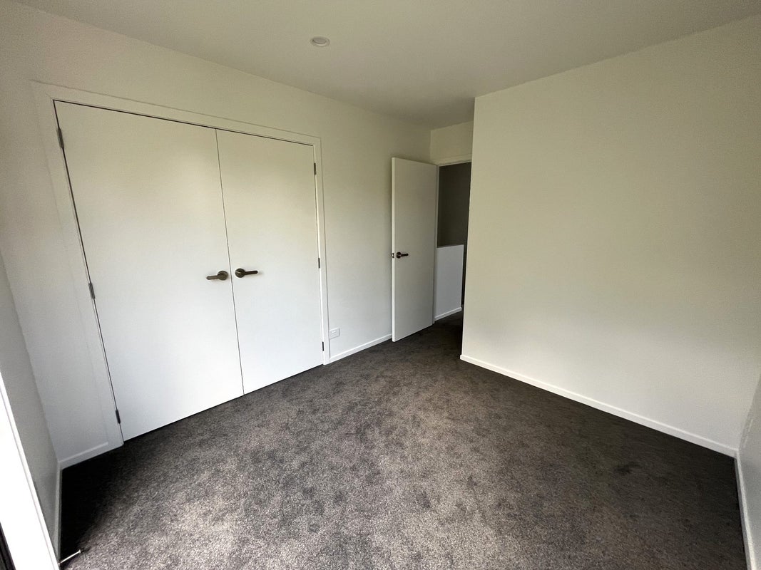 15 Meg Lane, Glen Eden, Auckland - Carousel 9
