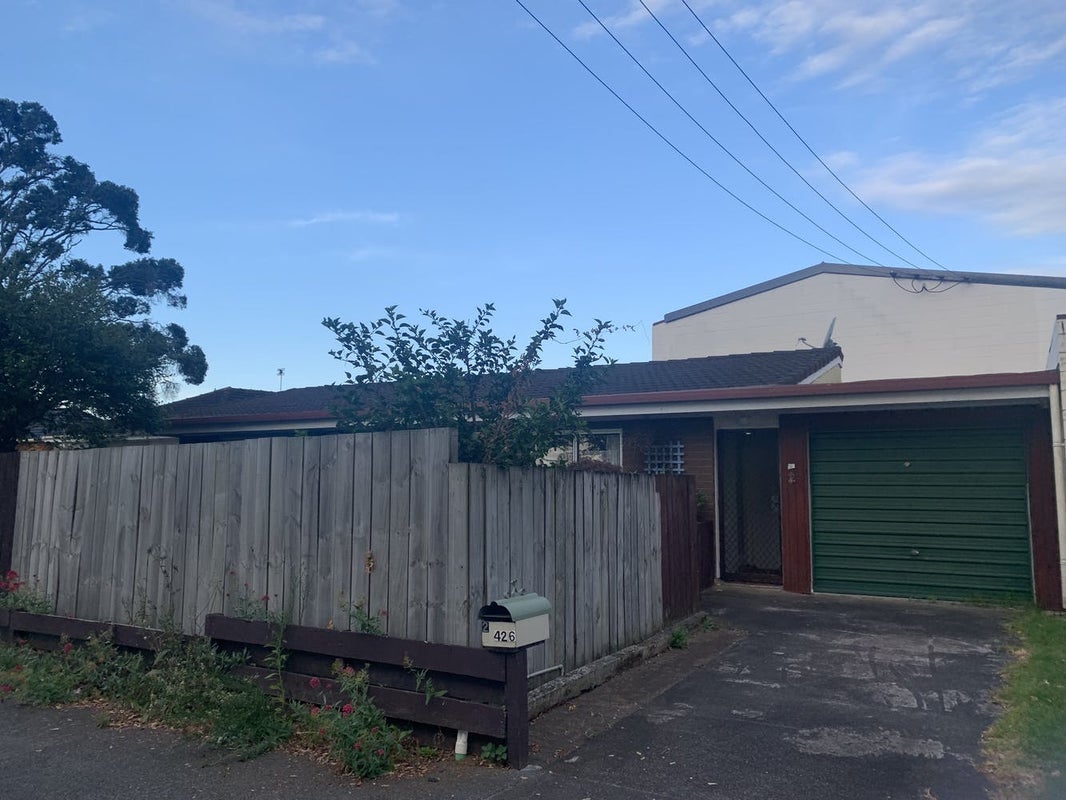 2/426 Blockhouse Bay Road, Blockhouse Bay, Auckland - Carousel 1