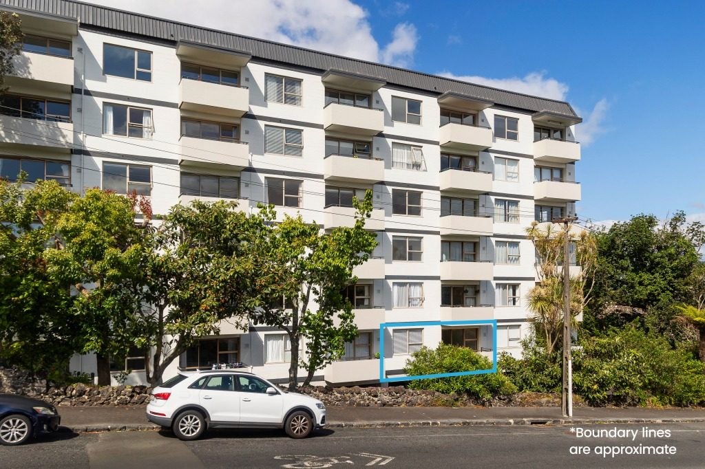 2/44 Esplanade Road, Mount Eden, Auckland - Carousel 2