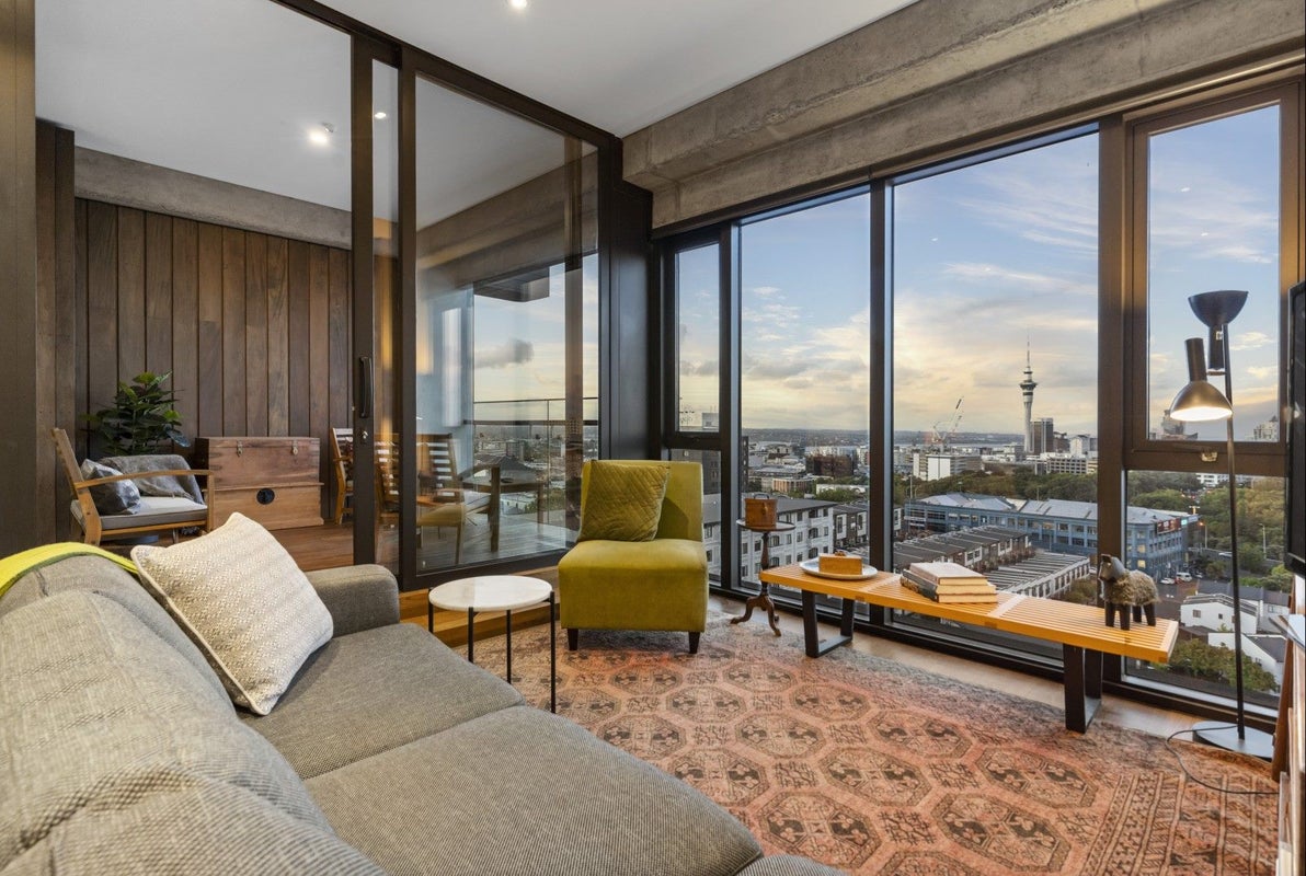 702/5 Hohipere Street, Grafton, Auckland - Carousel 2