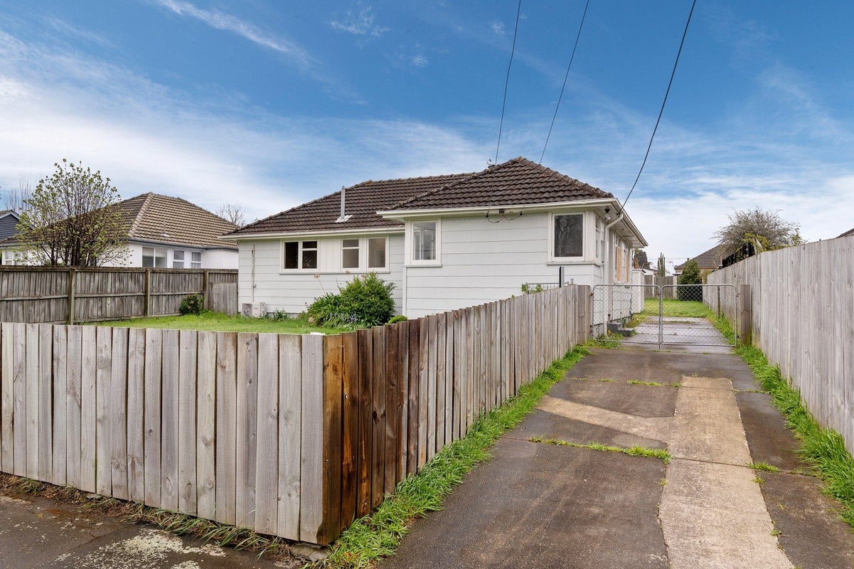 33 Eureka Street, Aranui, Christchurch - Carousel 1