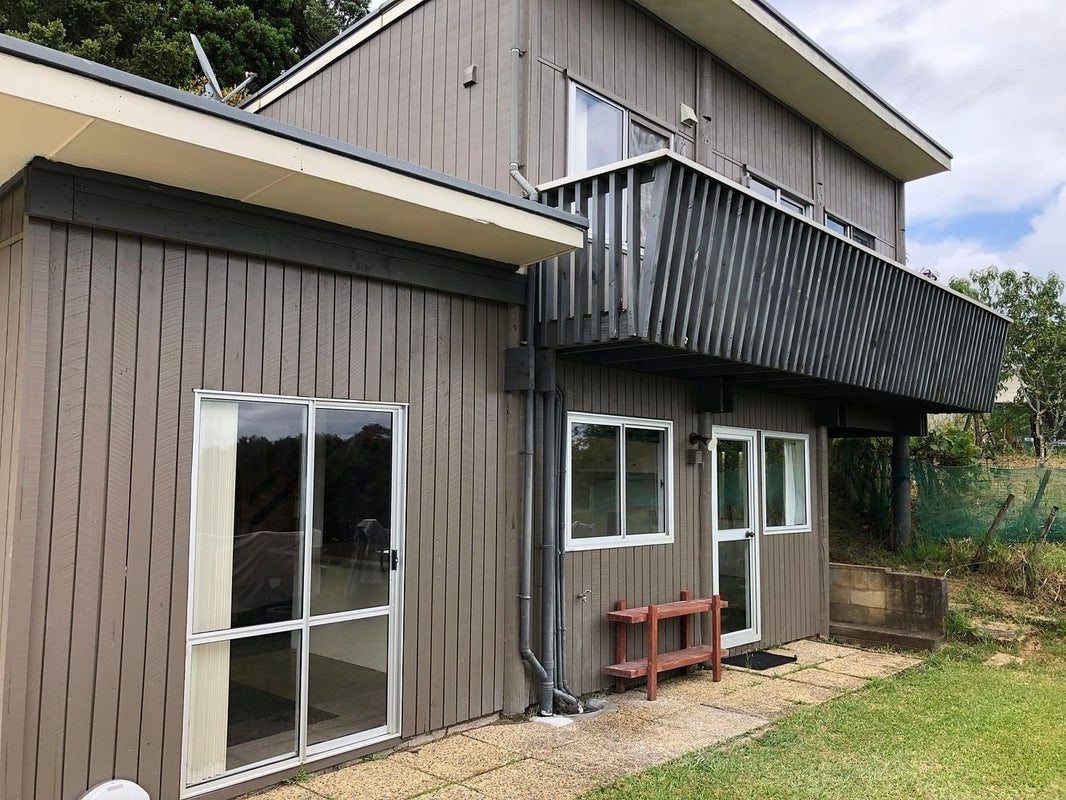 145 Shaw Road, Oratia, Auckland - Carousel 2