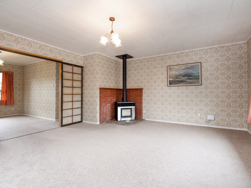 2/1304 Southland road, Raureka, Hastings - Carousel 2