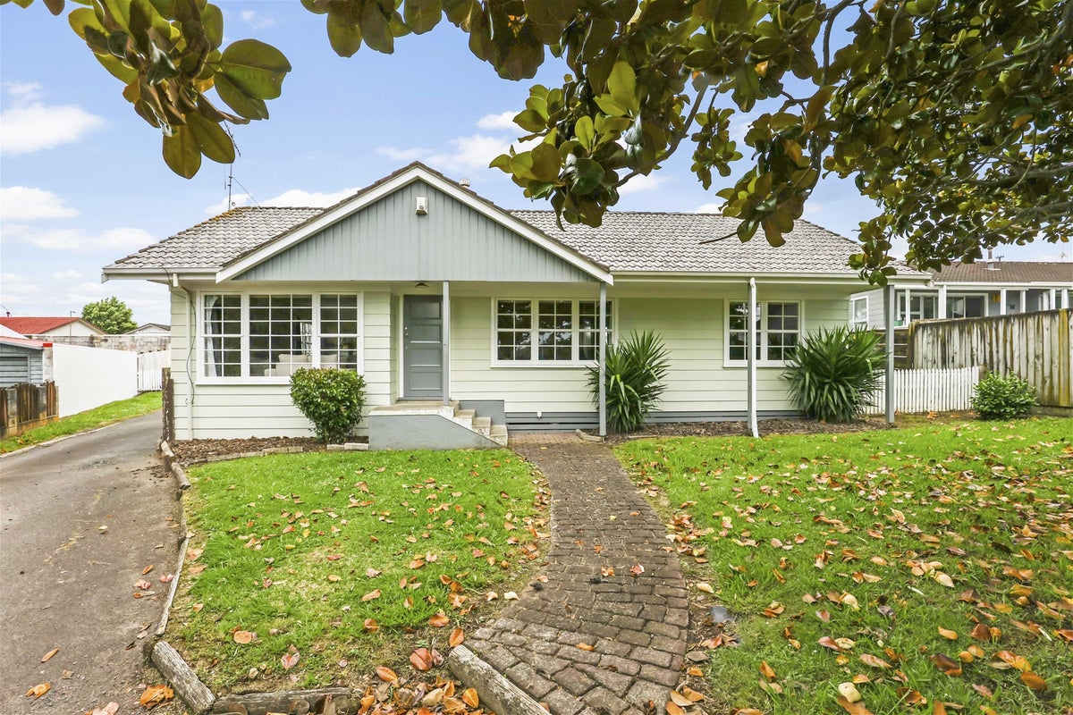 14 Madison Place, Dinsdale, Hamilton - Carousel 1