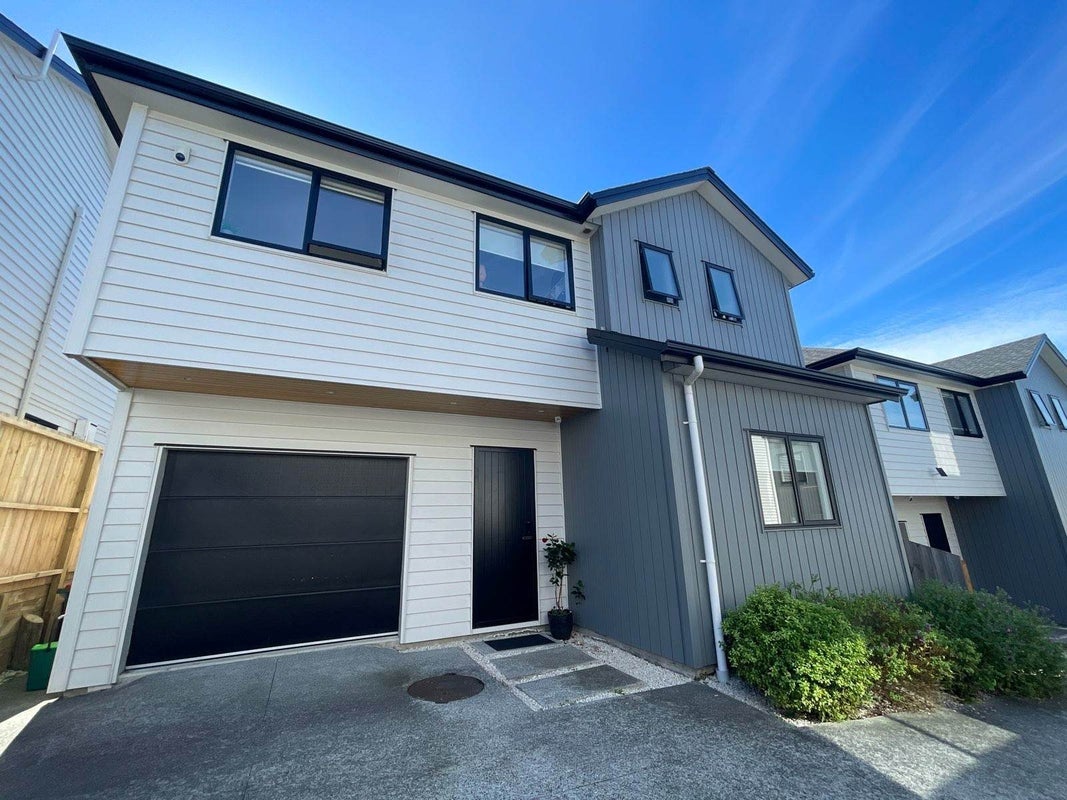 16B Lyndhurst Street, Wai o Taiki Bay, Auckland - Carousel 1