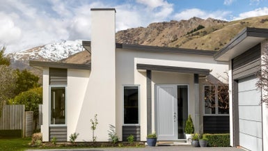 8 Bridesdale Drive, Lake Hayes, Queenstown - Carousel 1