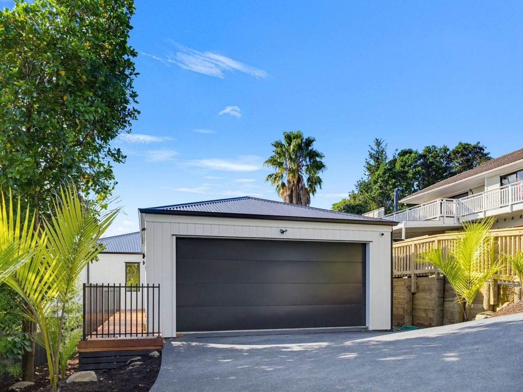 8A Cedar Terrace, Stanmore Bay, Whangaparaoa - Carousel 21
