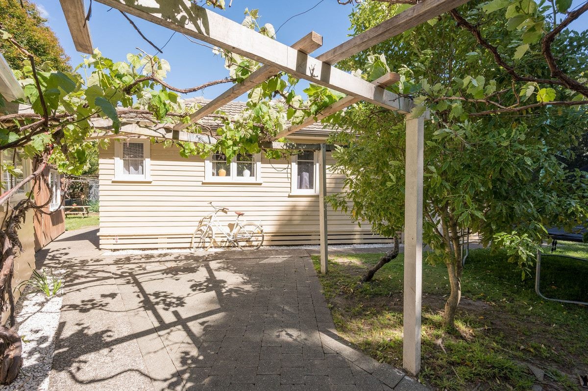 2 Brook Terrace, The Brook, Nelson - Carousel 1