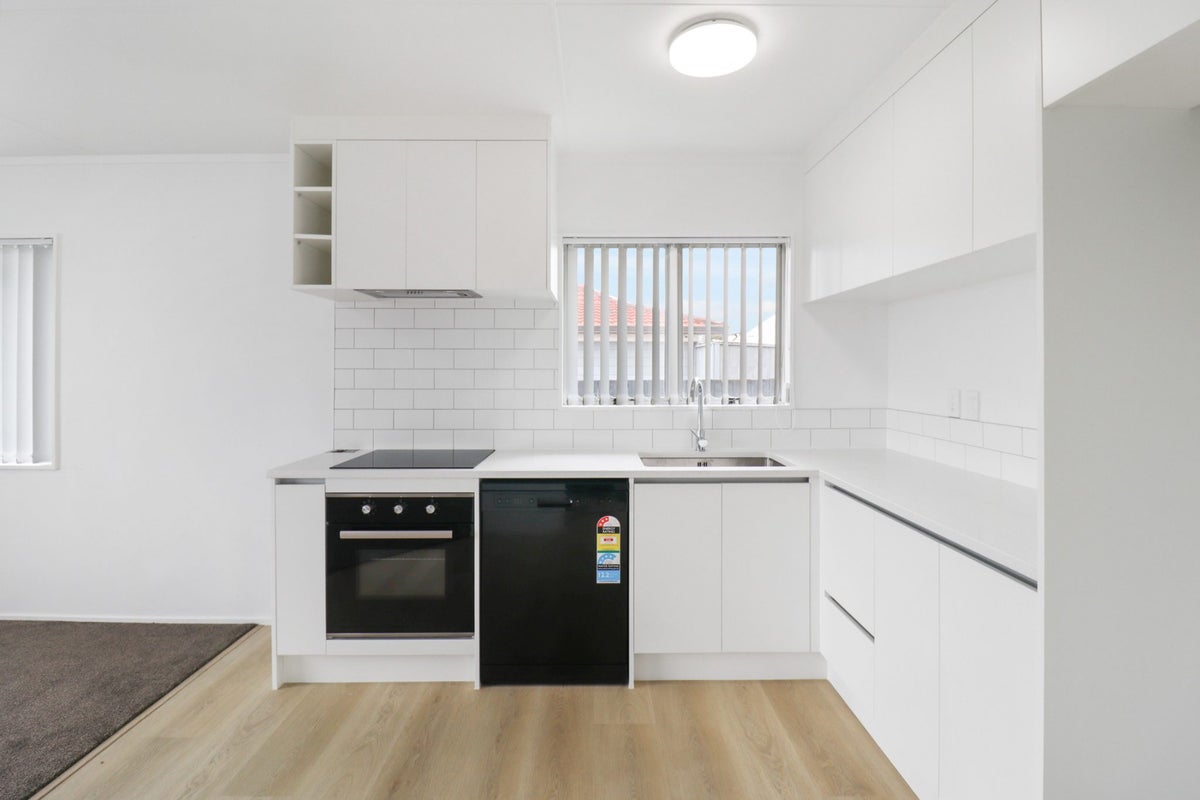 1/17 Dunstan Place, Otara, Auckland - Carousel 2