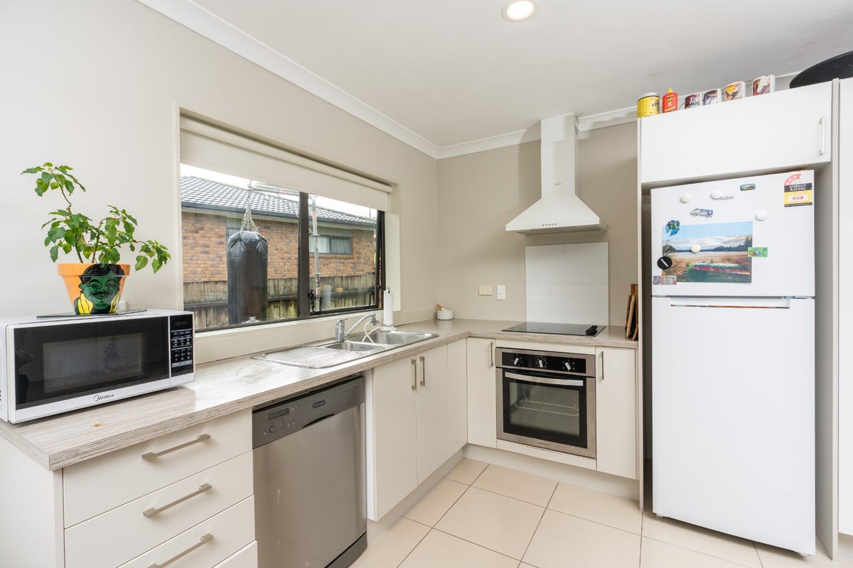 6 Brunner Terrace, Te Kamo, Whangarei - Carousel 2