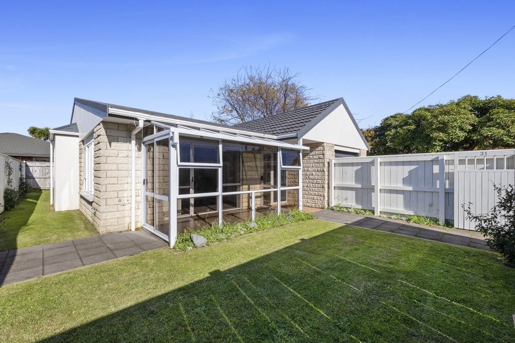 2/31 Barrett Street, Westown, New Plymouth - Carousel 2