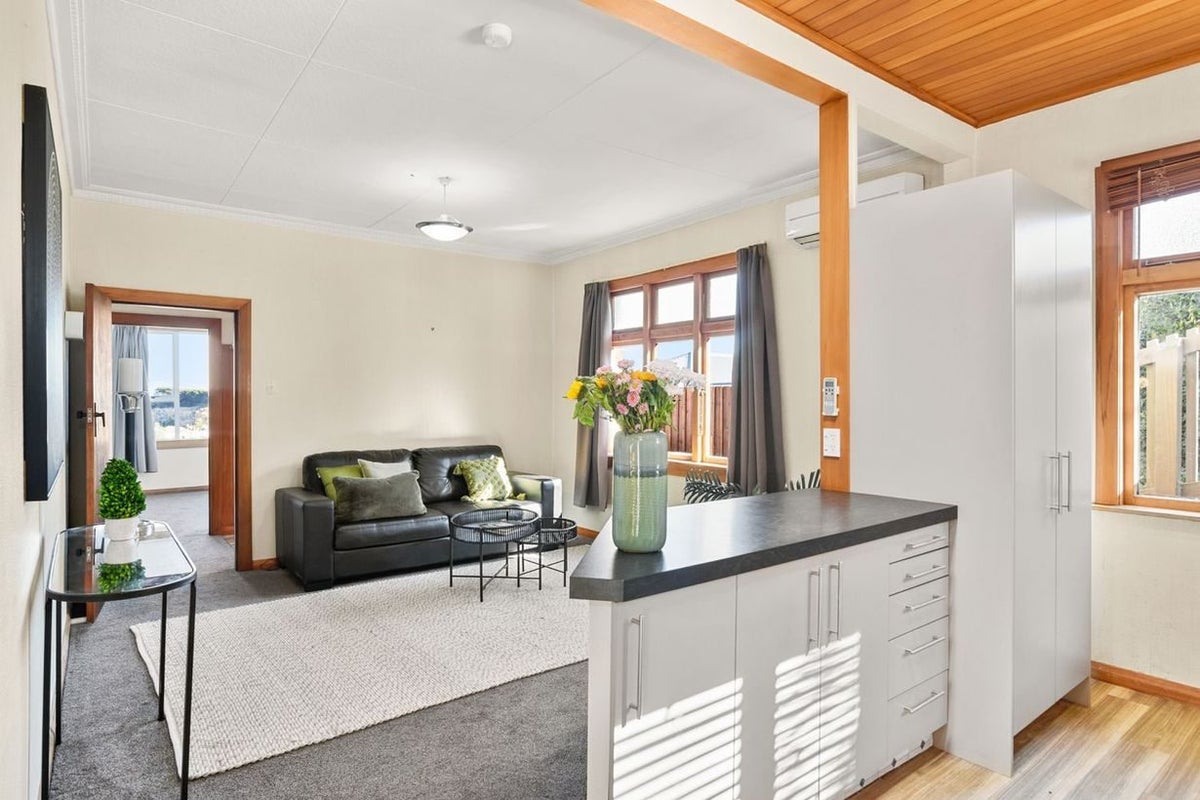 58 Moana Crescent, Musselburgh, Dunedin - Carousel 2