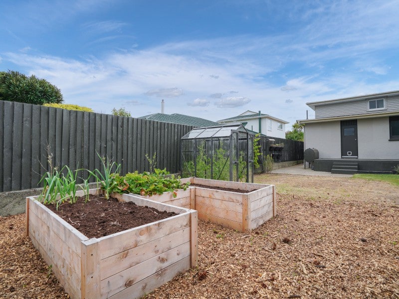 22 Cruickshank Crescent, Rosedale, Invercargill - Carousel 26