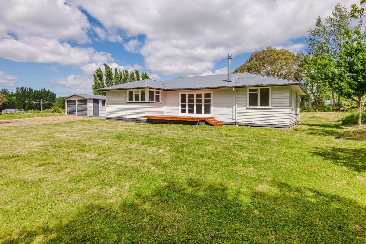 2193 Elsthorpe Road, Elsthorpe, Elsthorpe - Carousel 2