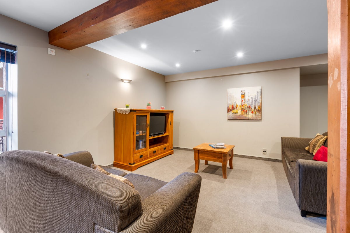3/2 Manor Place, Dunedin Central, Dunedin - Carousel 2
