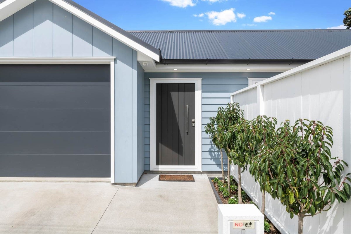 16 Wairere Road, Torbay, Auckland - Carousel 2