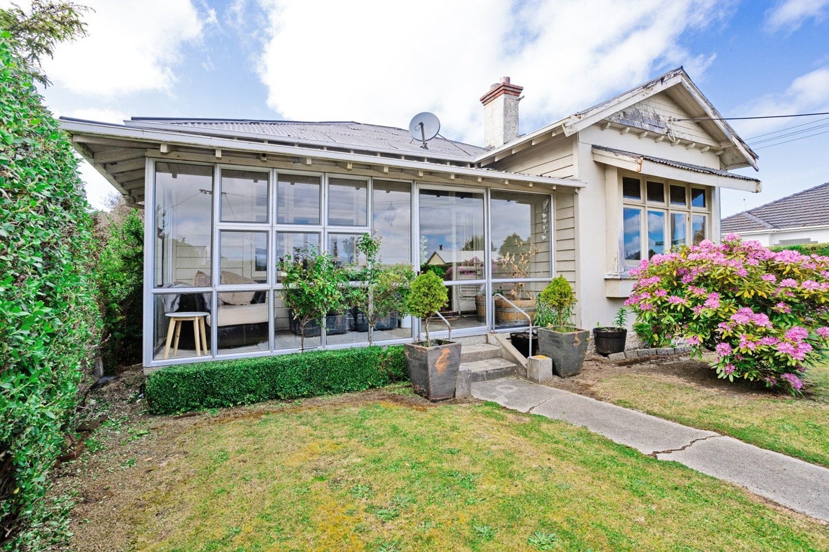 89 Palmerston Street, Riverton - Carousel 2