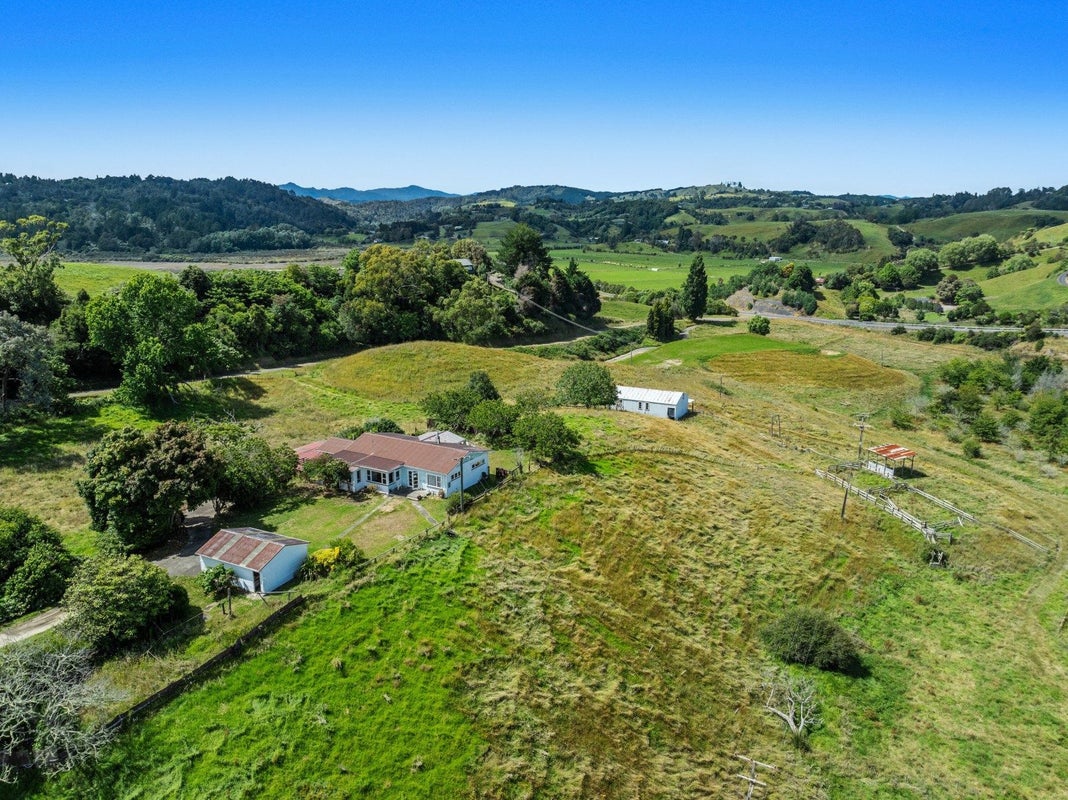 45 Burke Road, Wainui, Opotiki - Carousel 2