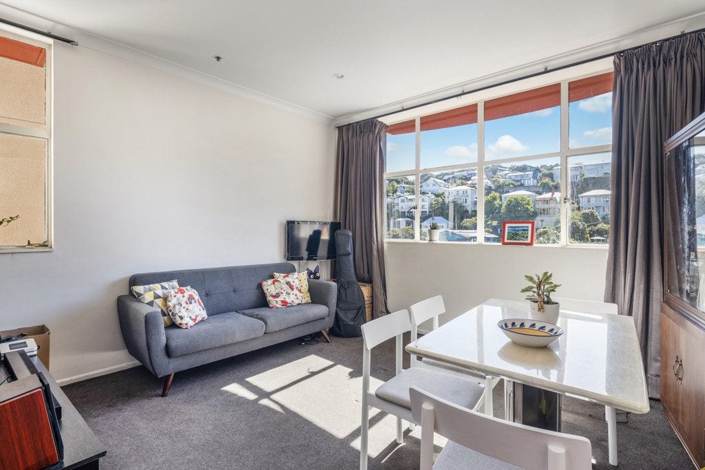 8A/120 The Terrace, Wellington Central, Wellington - Carousel 1