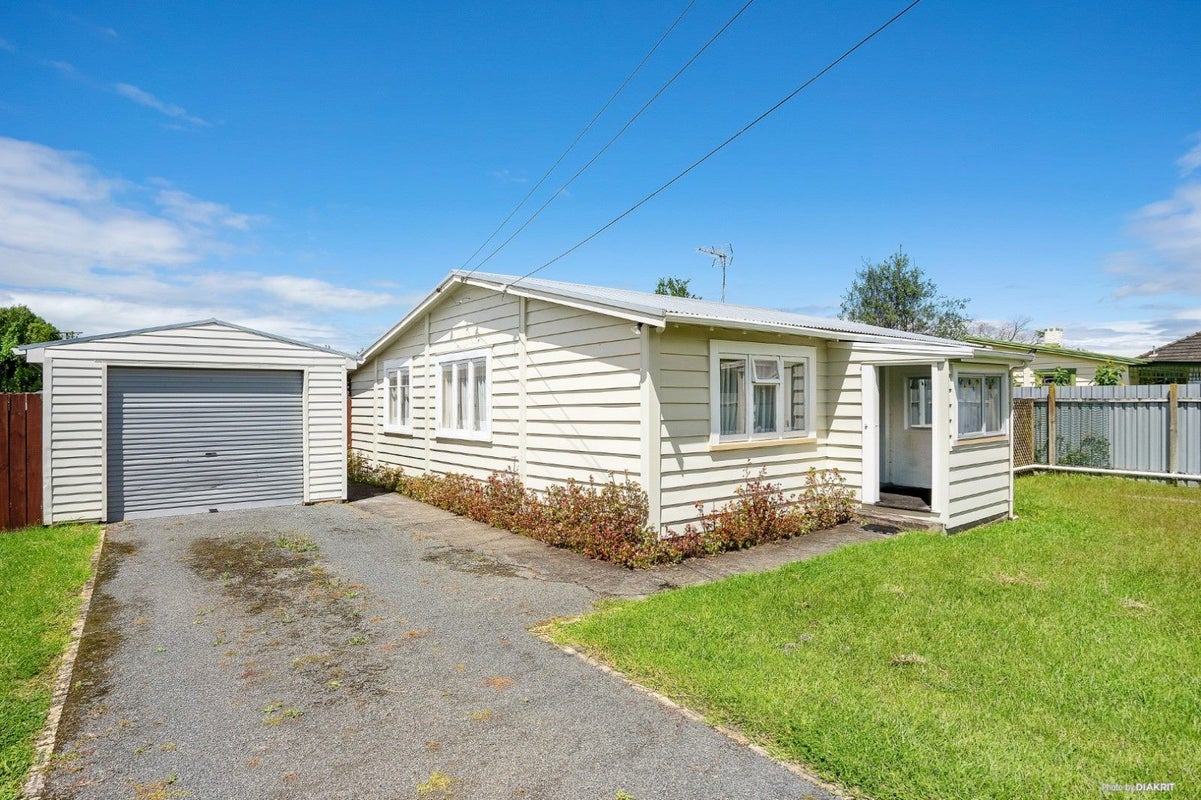 30 Marshall Street, Fairfield, Hamilton - Carousel 2