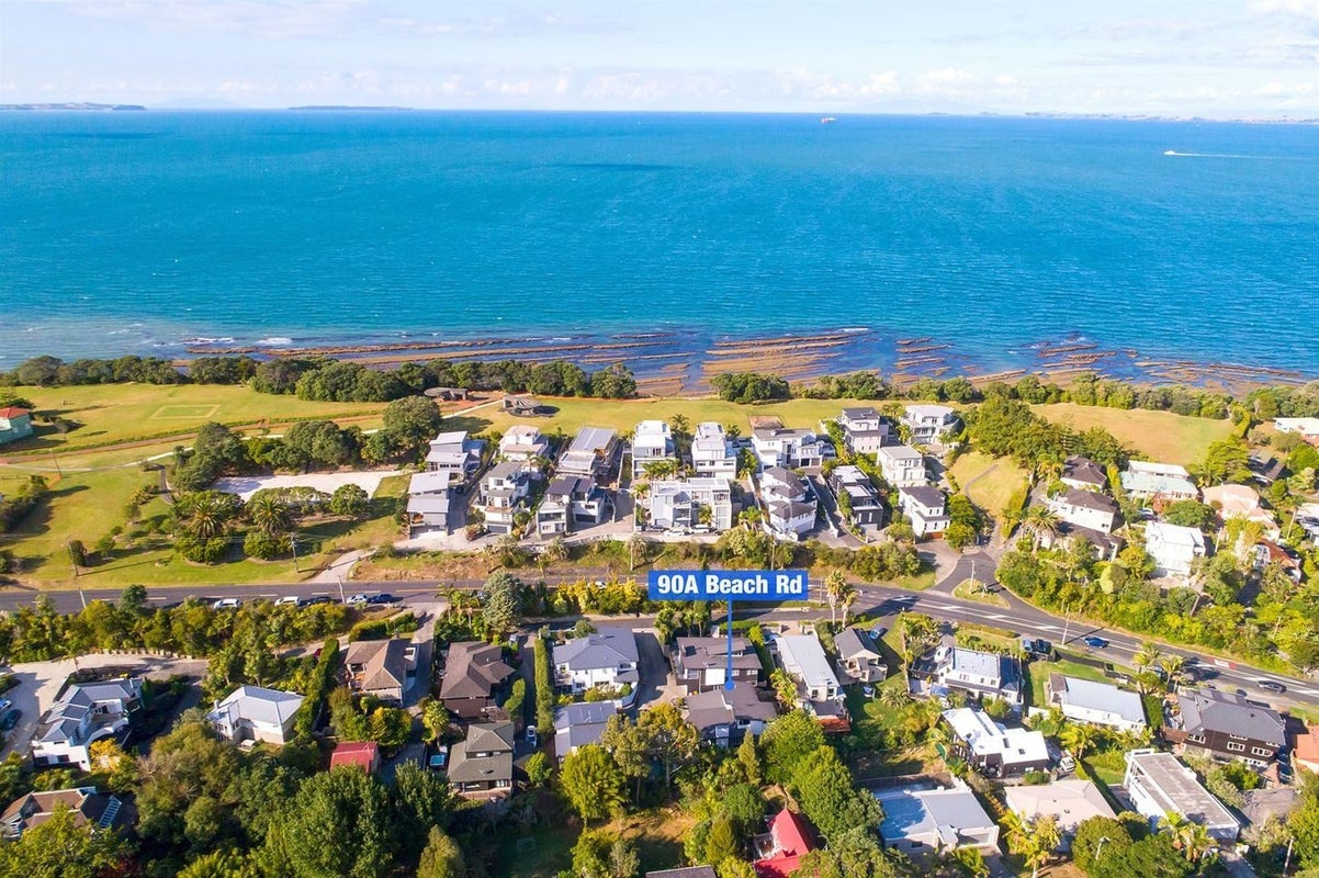 90A Beach Road, Castor Bay, Auckland - Carousel 18