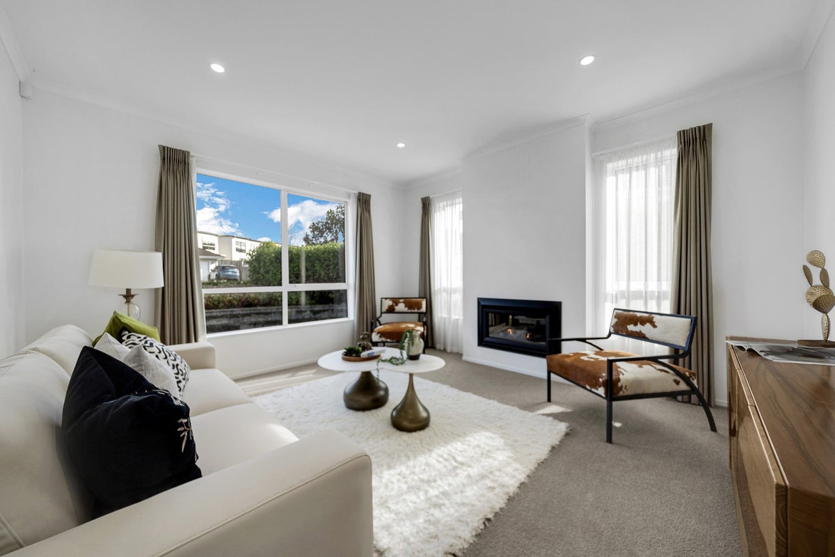 14 Edgewater Drive, Karaka, Papakura - Carousel 2