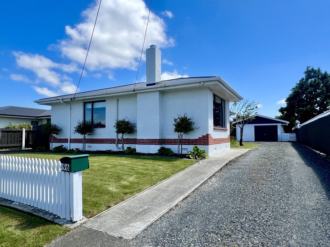 96 Edinburgh Crescent, Waikiwi, Invercargill - Carousel 2