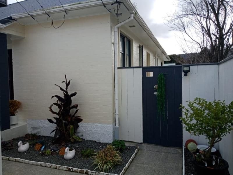 11 Savage Crescent, Upper Hutt Central, Upper Hutt - Carousel 2