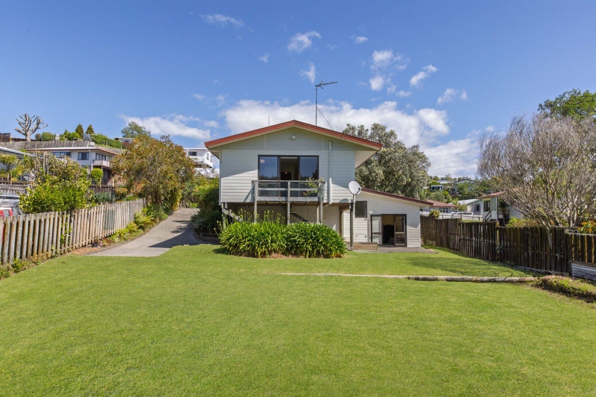 75 Jonathon Street, Brookfield, Tauranga - Carousel 2