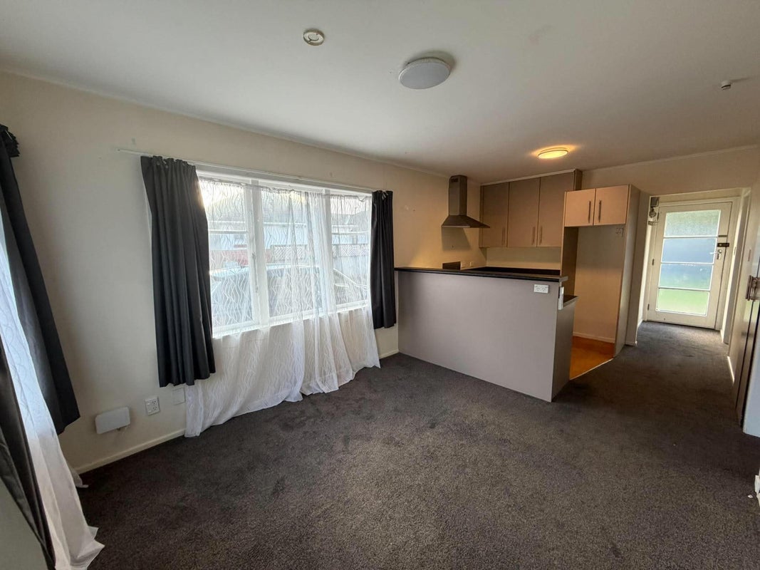 1/598A Fergusson Drive, Trentham, Upper Hutt - Carousel 2