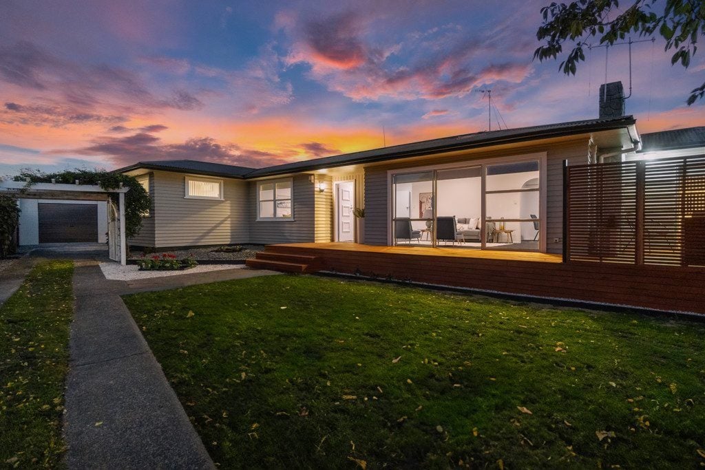 4 Deanwell Avenue, Deanwell, Hamilton - Carousel 2