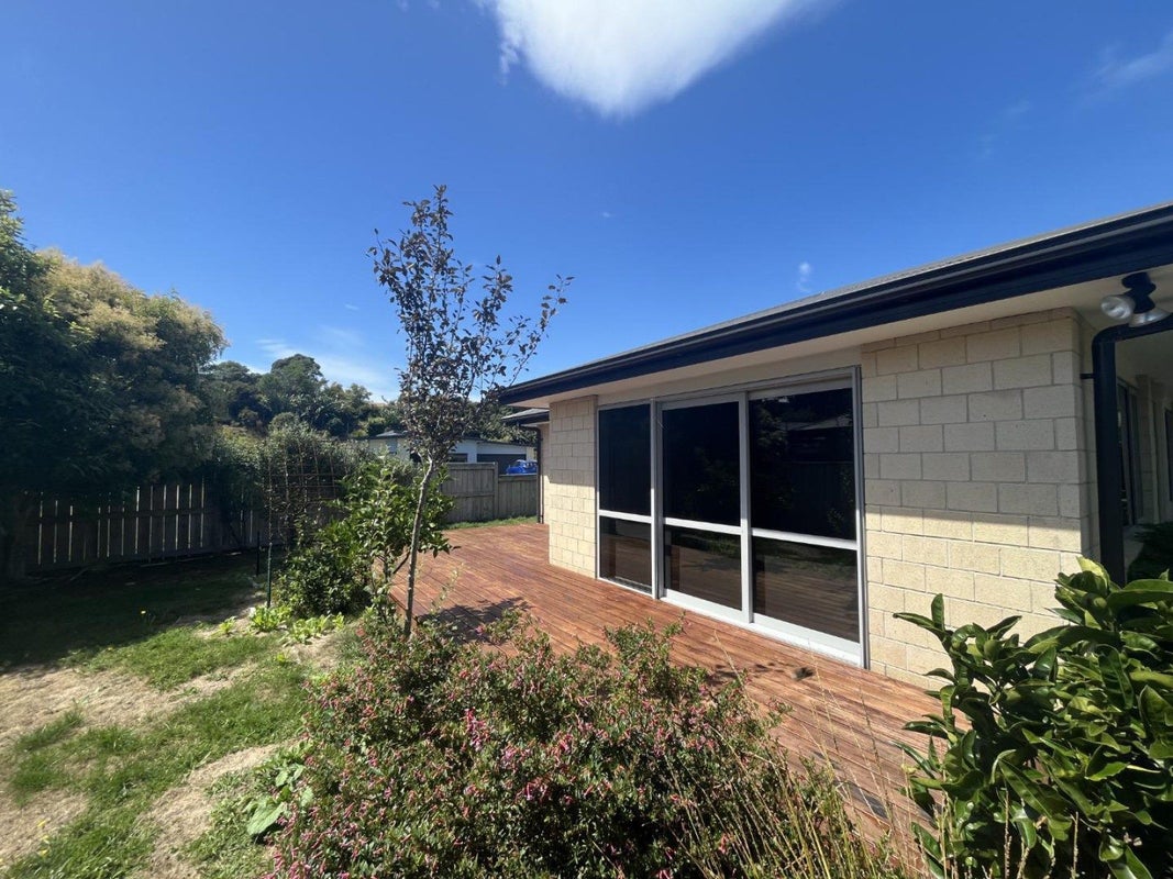 32 Cyrus Street, Whalers Gate, New Plymouth - Carousel 17