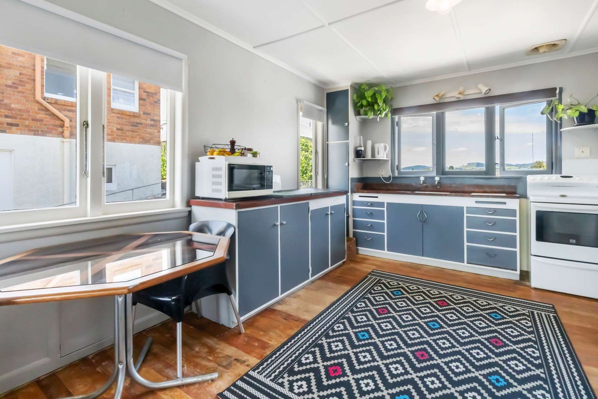 122A Greerton Road, Gate Pa, Tauranga - Carousel 2