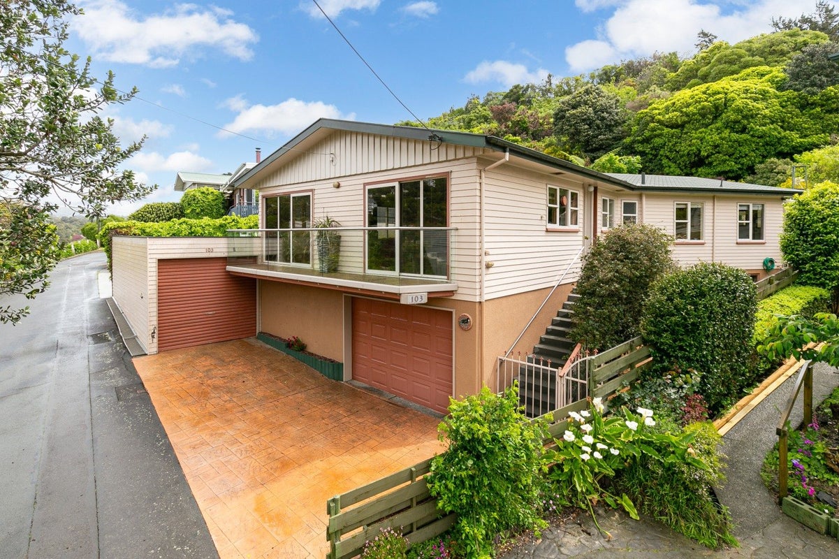 103 Churchill Drive, Crofton Downs, Wellington - Carousel 2