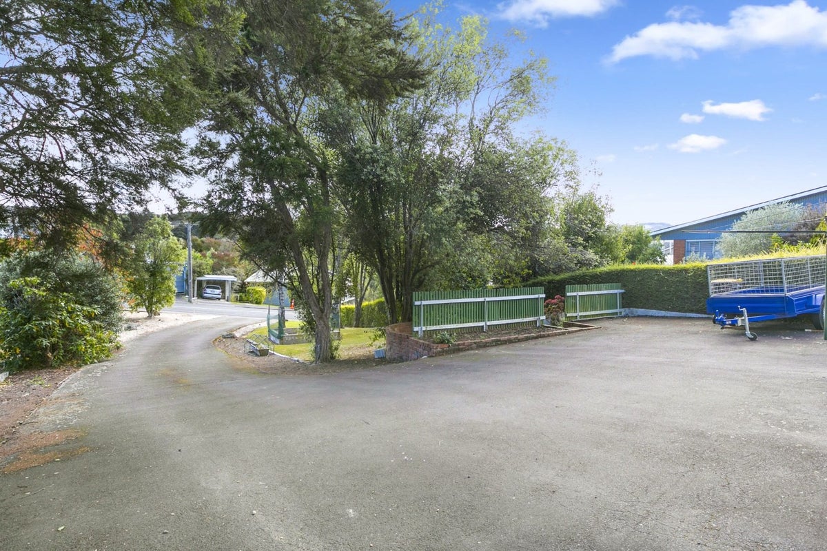 7 Centennial Road, Fairfield, Dunedin - Carousel 20