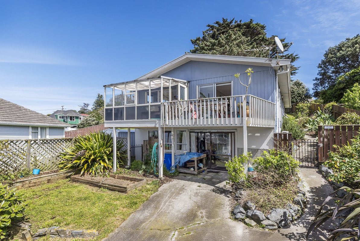 44 View Road, Titahi Bay, Porirua - Carousel 2