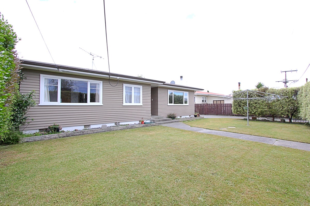 86 Masefield Avenue, Maraenui, Napier - Carousel 2