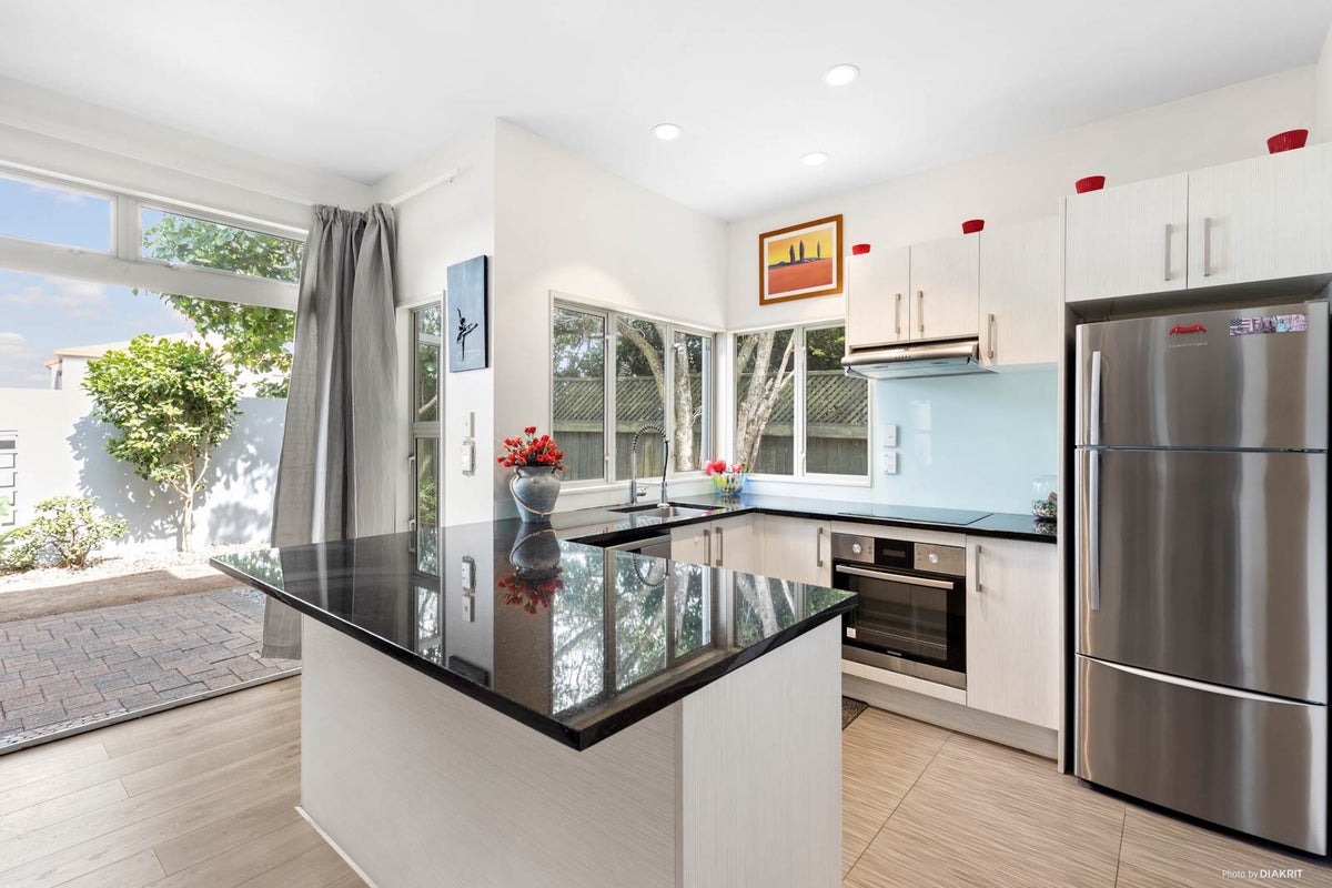 662A Manukau Road, Royal Oak, Auckland - Carousel 2